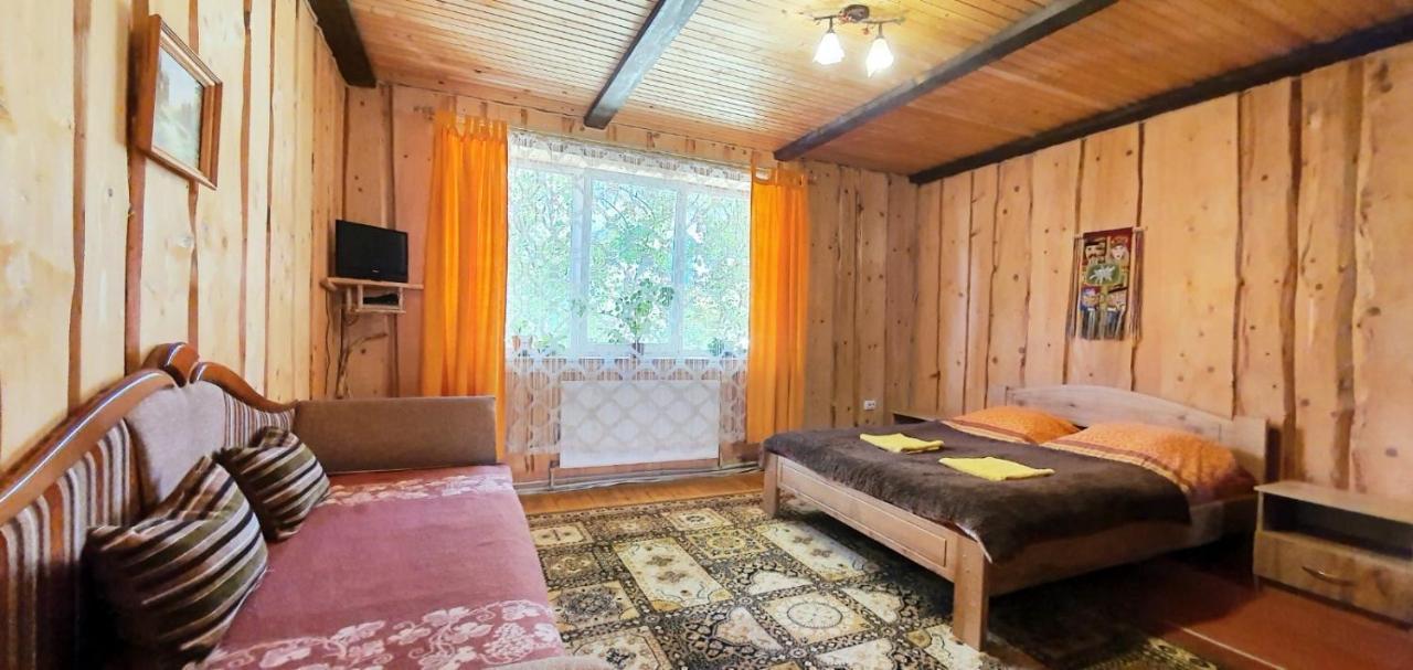 Gutsulska Oselya Villa ยาเรมชา ภายนอก รูปภาพ