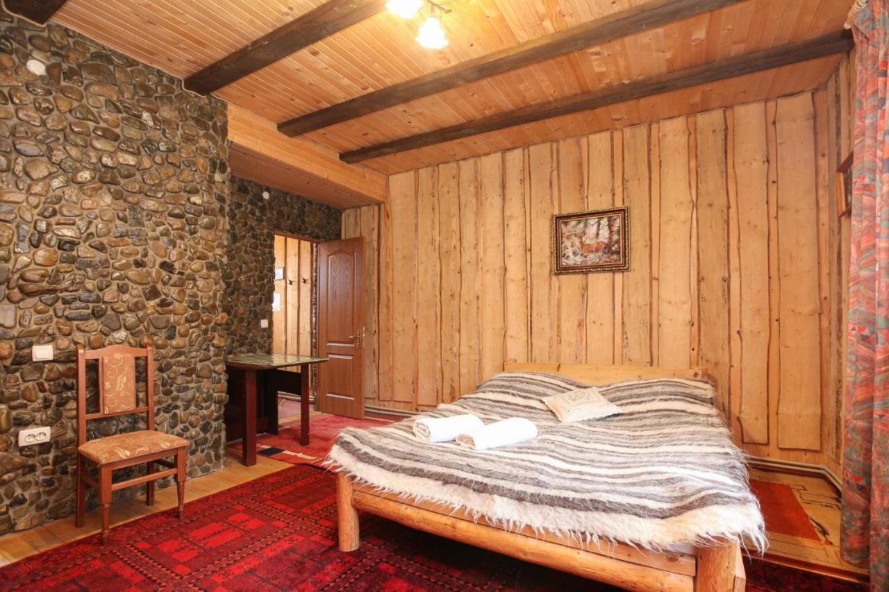 Gutsulska Oselya Villa ยาเรมชา ภายนอก รูปภาพ