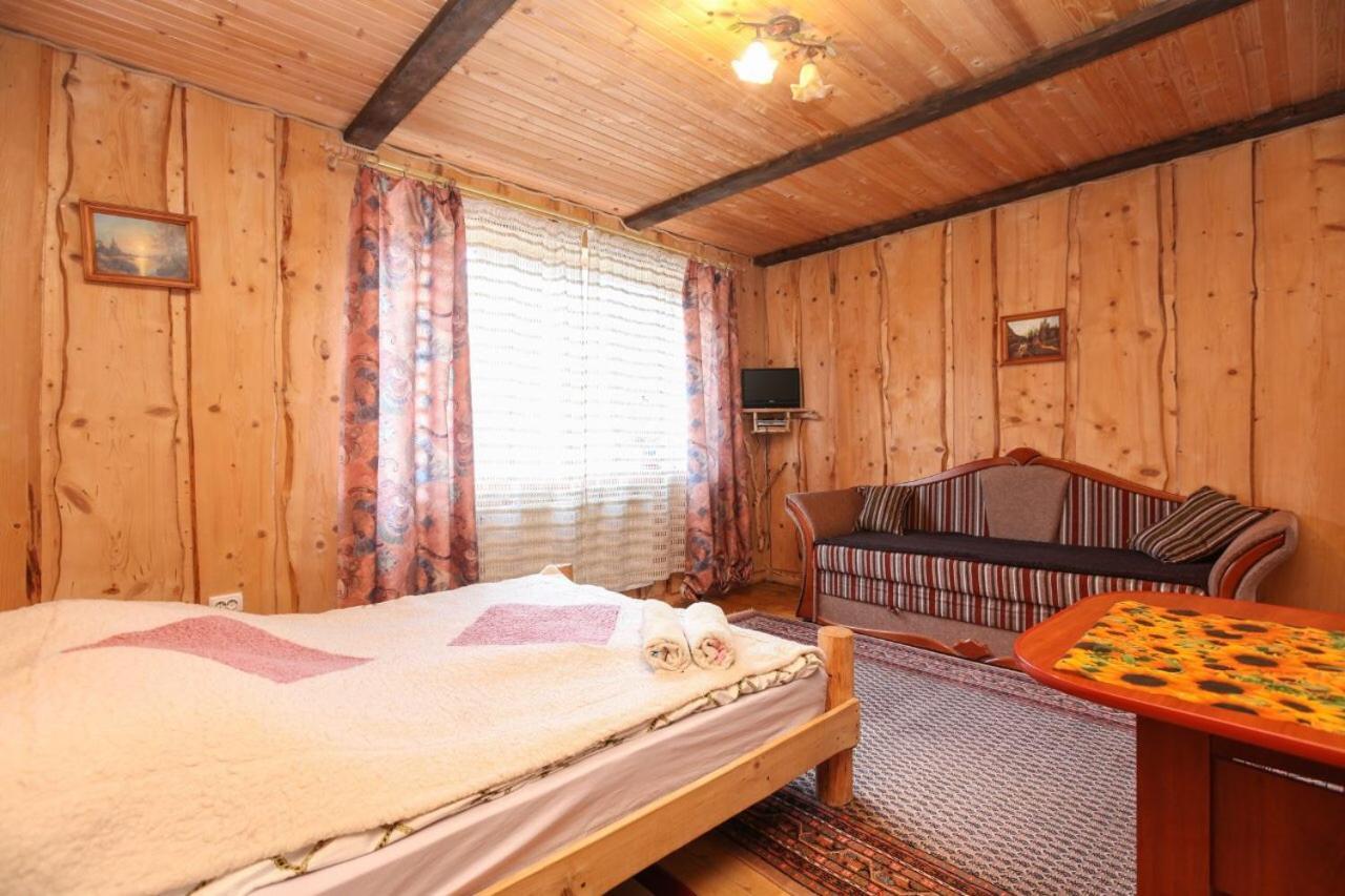 Gutsulska Oselya Villa ยาเรมชา ภายนอก รูปภาพ