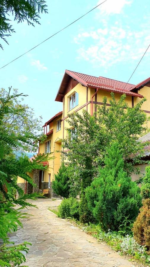 Gutsulska Oselya Villa ยาเรมชา ภายนอก รูปภาพ